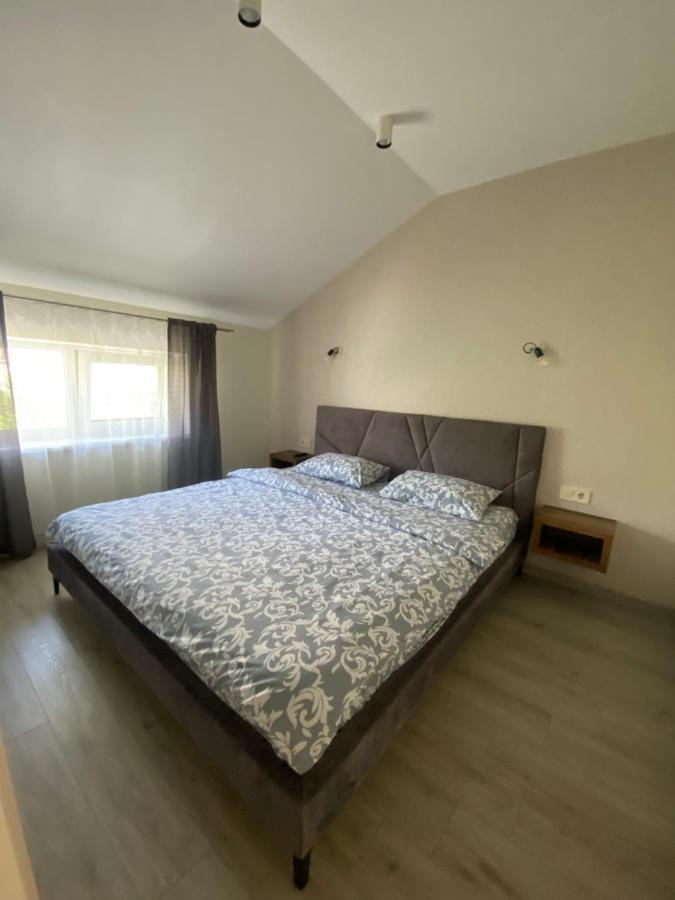 Панорамні Апартаменти Uzjhorod Exteriör bild