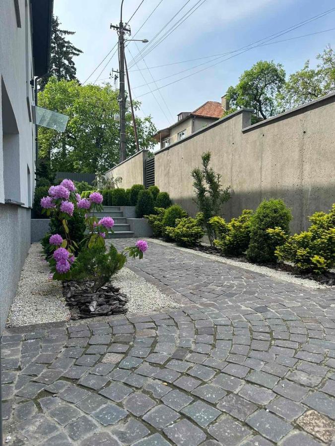 Панорамні Апартаменти Uzjhorod Exteriör bild